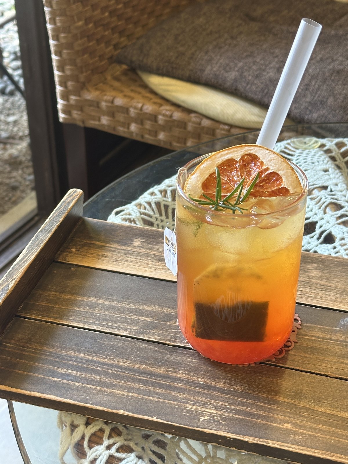 Grapefruit black tea