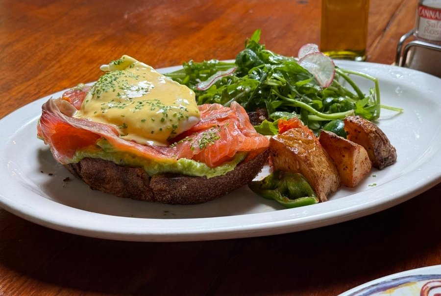 Eggs Benedict
