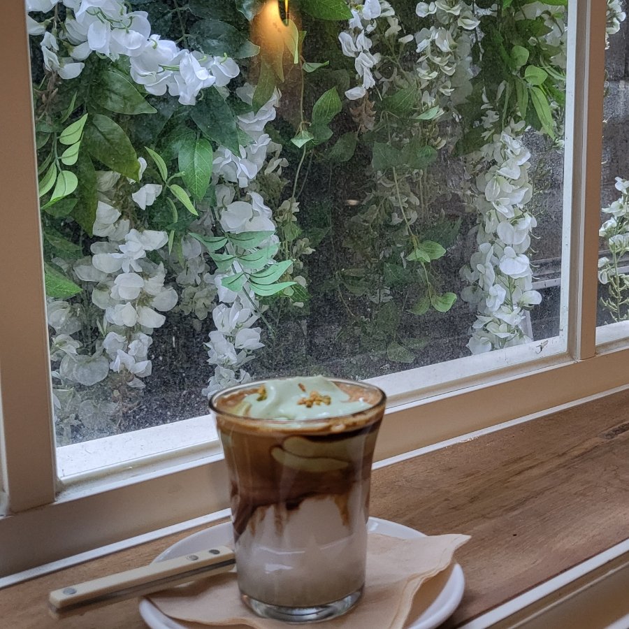 Vanilla bean latte