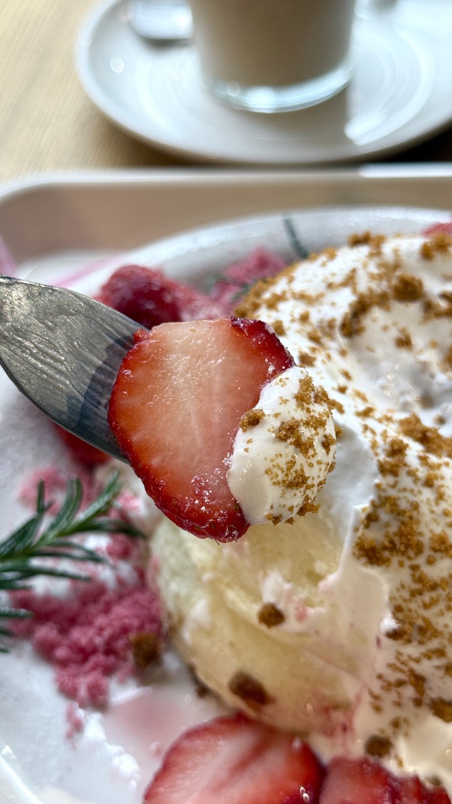 Strawberry souffle