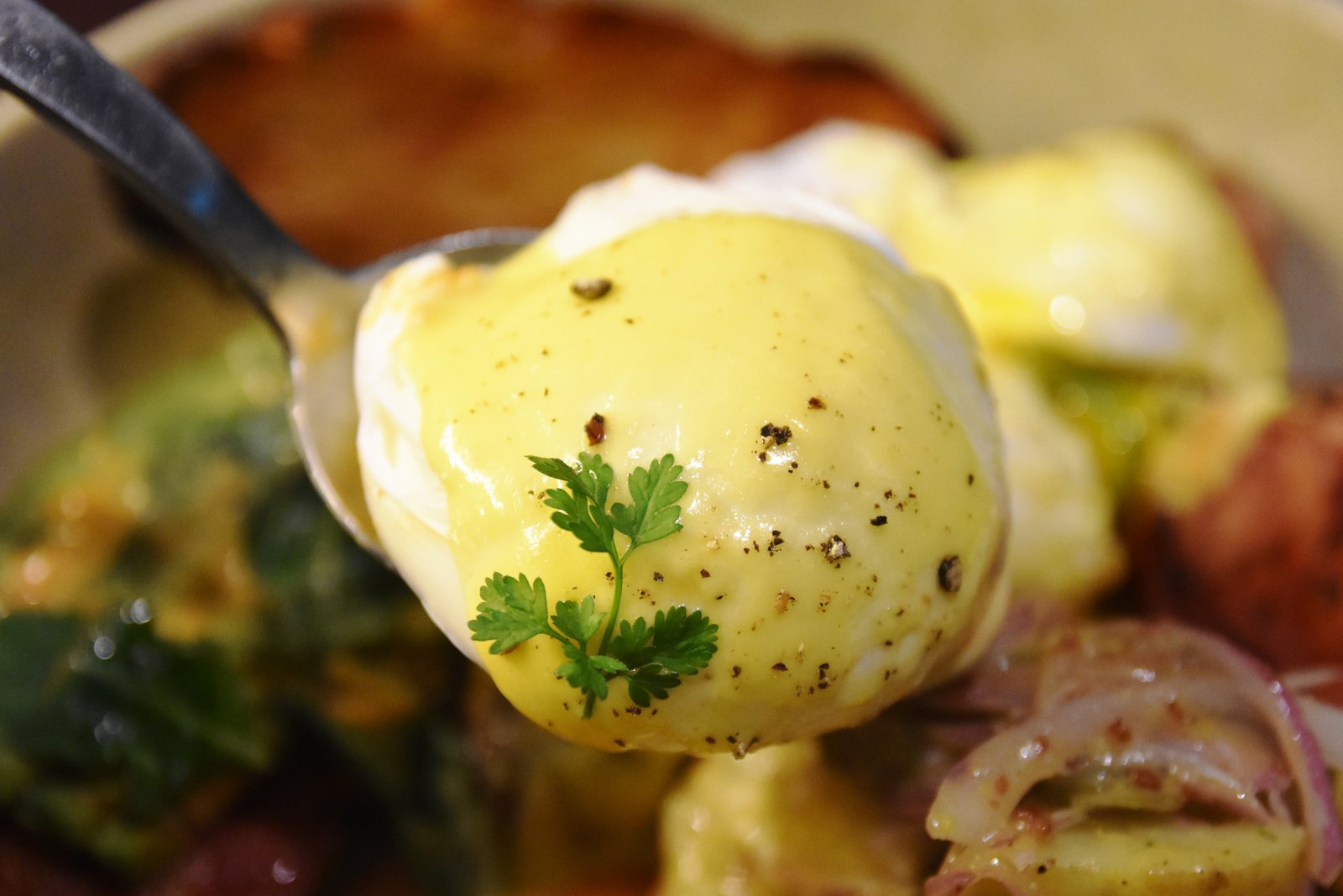 Eggs Benedict