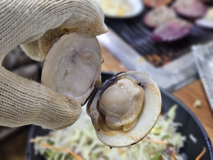 Grilled clams