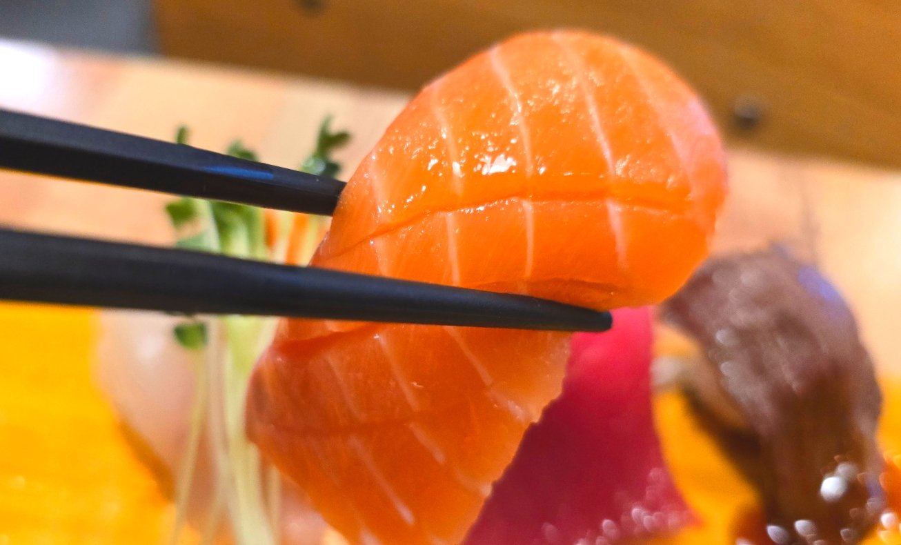 Salmon rice bowl