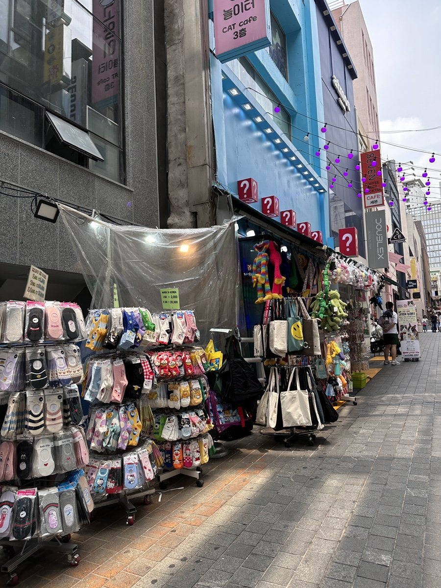 명동거리 (Myeong-dong Street), photo 8