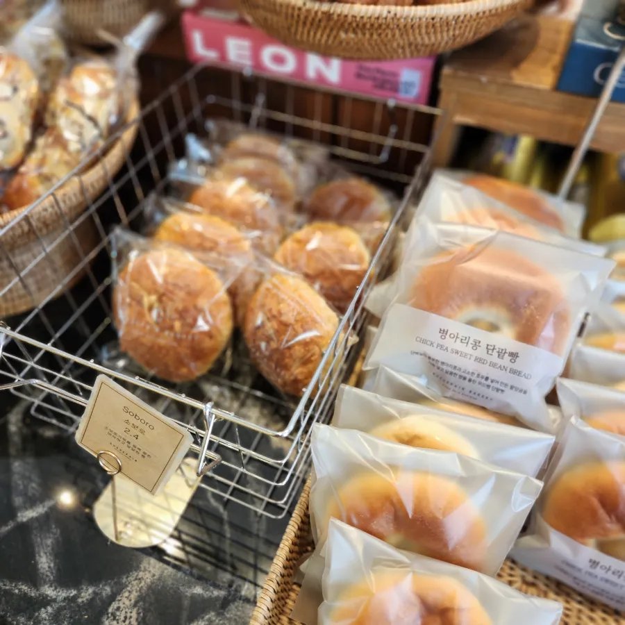 Red bean bun